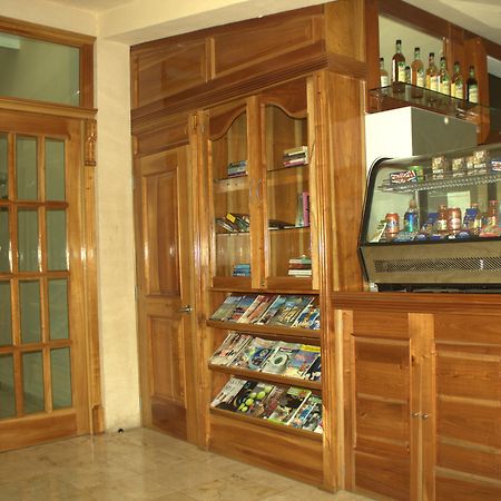 Cancun International Suites Bagian luar foto