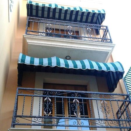 Cancun International Suites Bagian luar foto