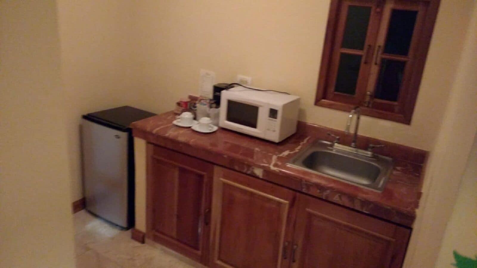 Cancun International Suites Bagian luar foto