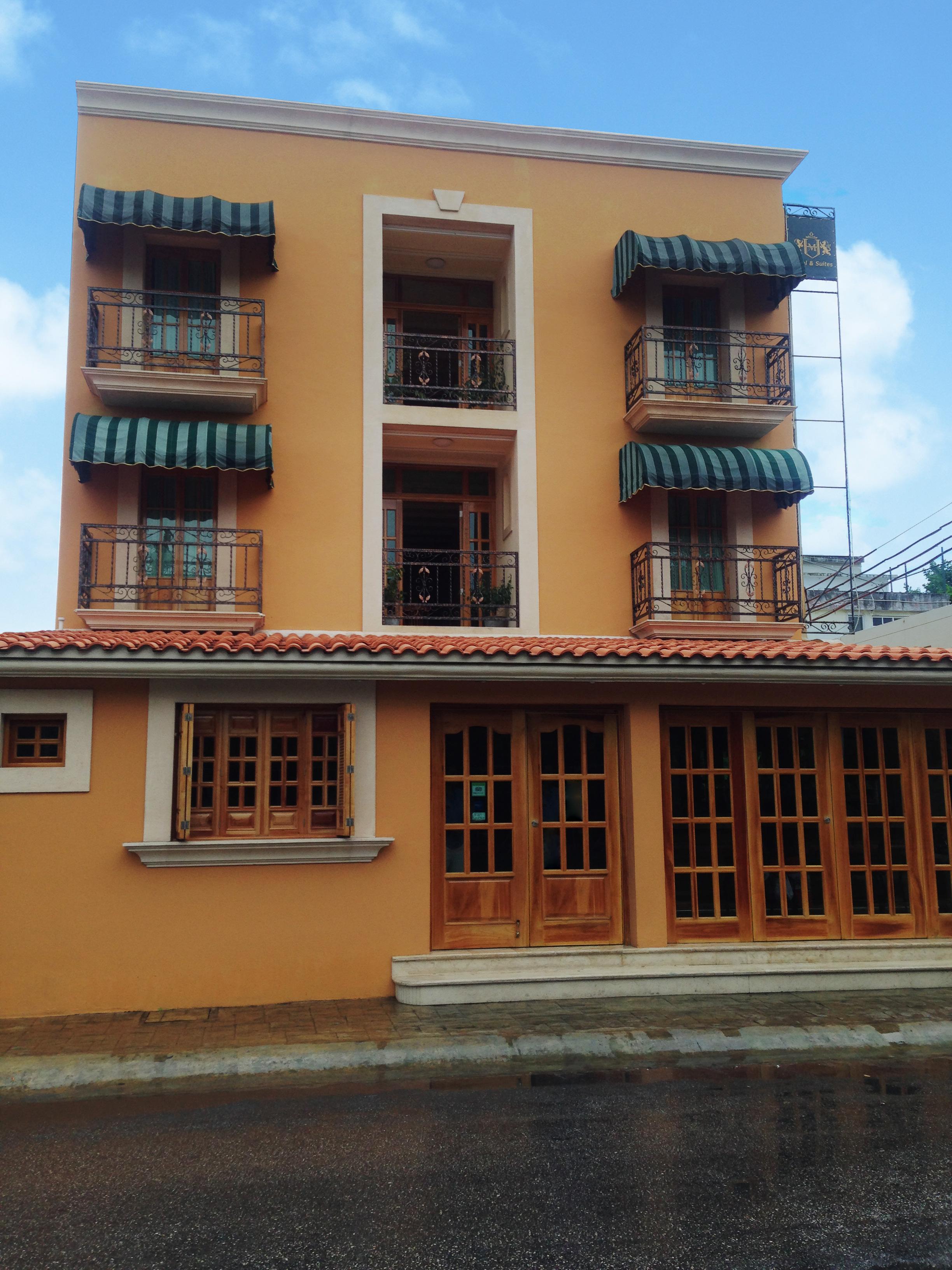Cancun International Suites Bagian luar foto