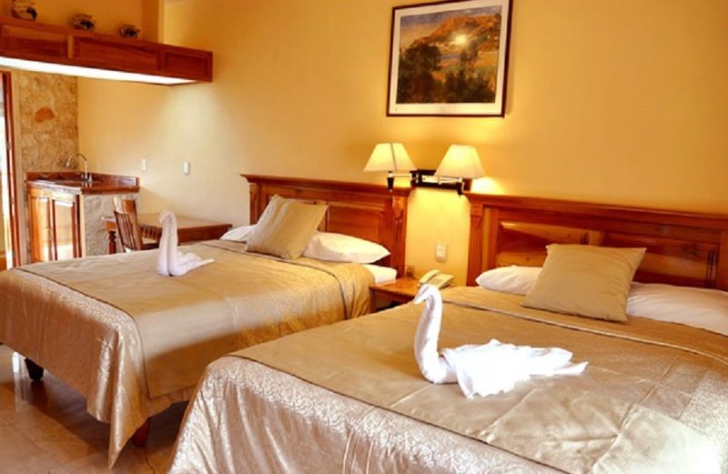 Cancun International Suites Bagian luar foto