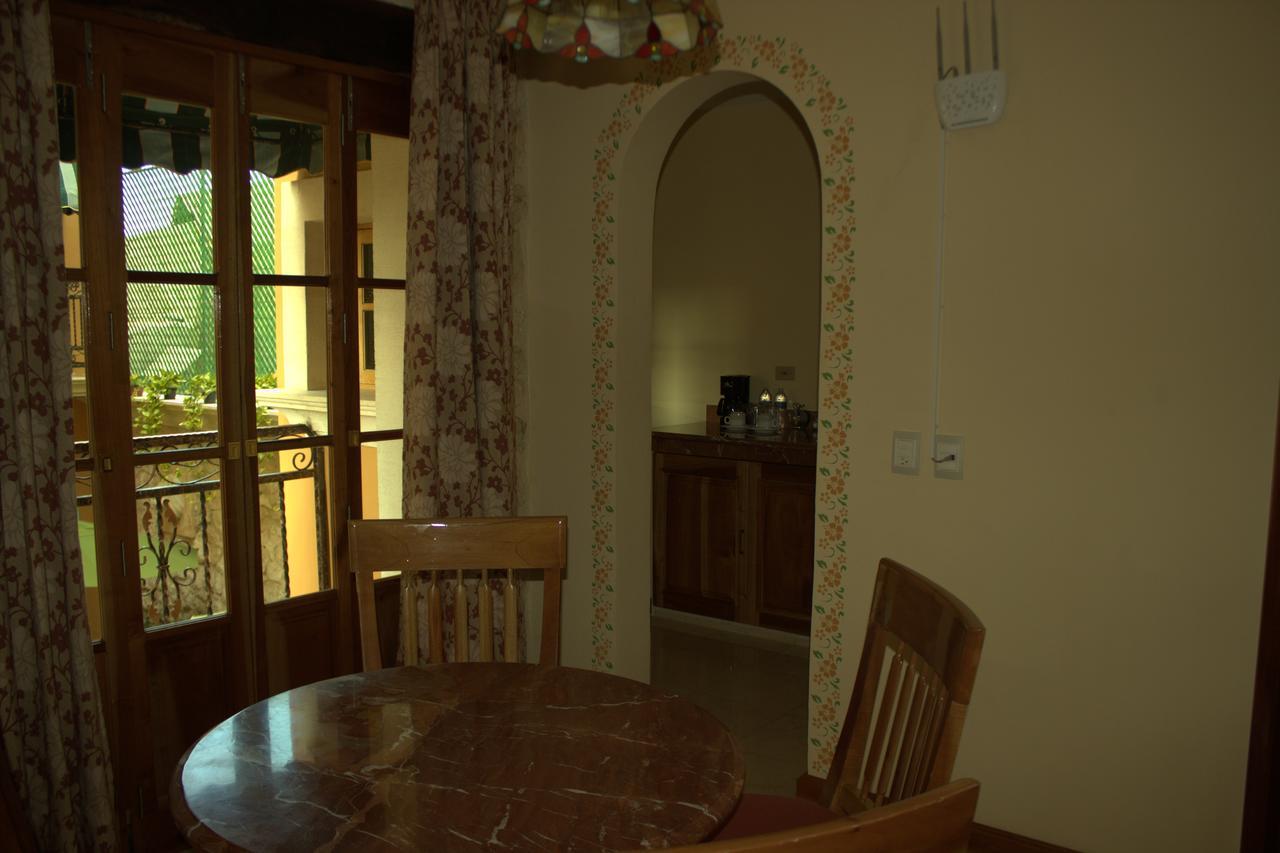 Cancun International Suites Bagian luar foto