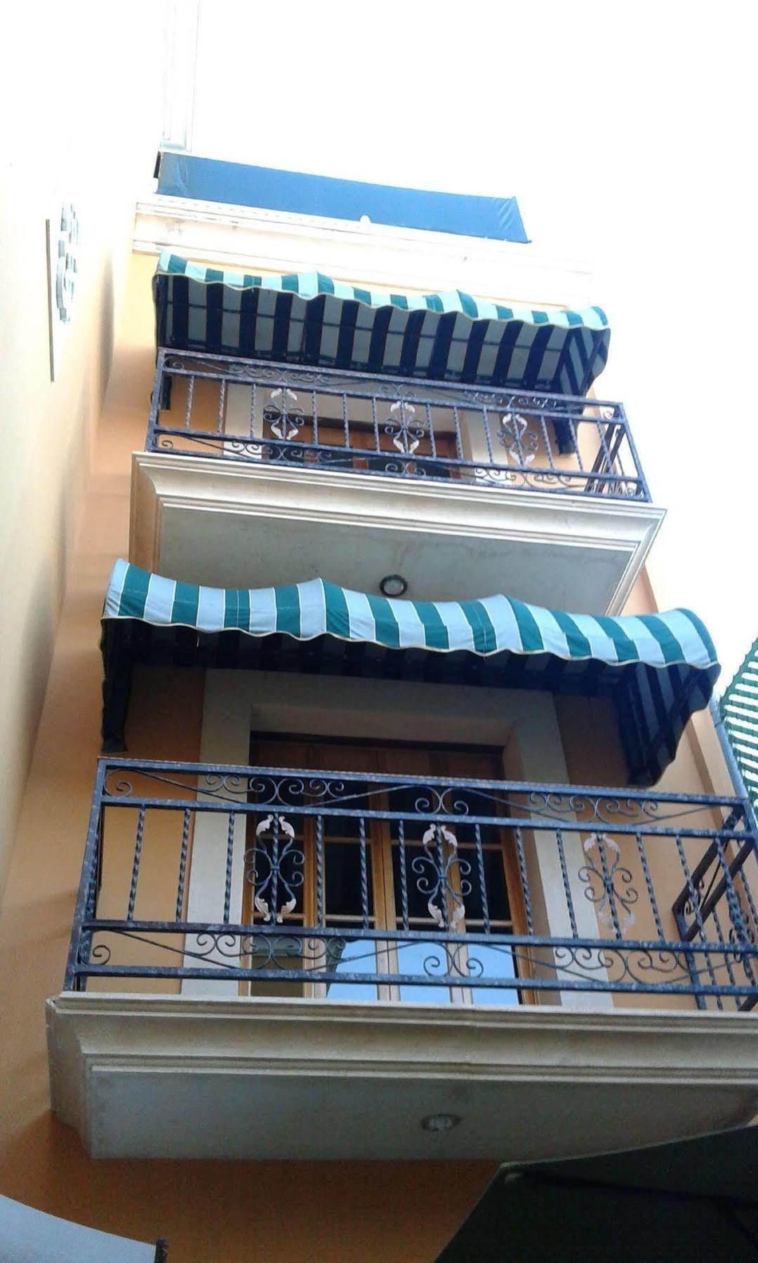 Cancun International Suites Bagian luar foto